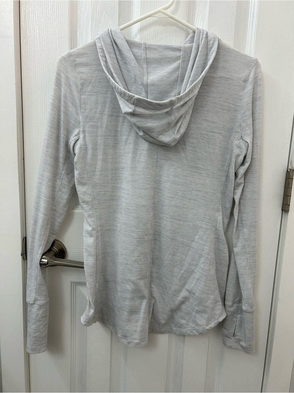 prAna Light Gray Women's Hooded Henley Long-Sleeve Lightweight Top - Picture 3 of 6